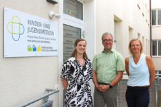 Das vergrößerte Team der Kinder- und Jugendpsychiatrie Praxis (v.l.): Lioba Neumeister, Christian Jung und Patricia Schwart.